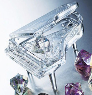 This is a Jazz Piano Shapped Photo that by clicking will take you to our Personalized Engraved crystal trinket boxes